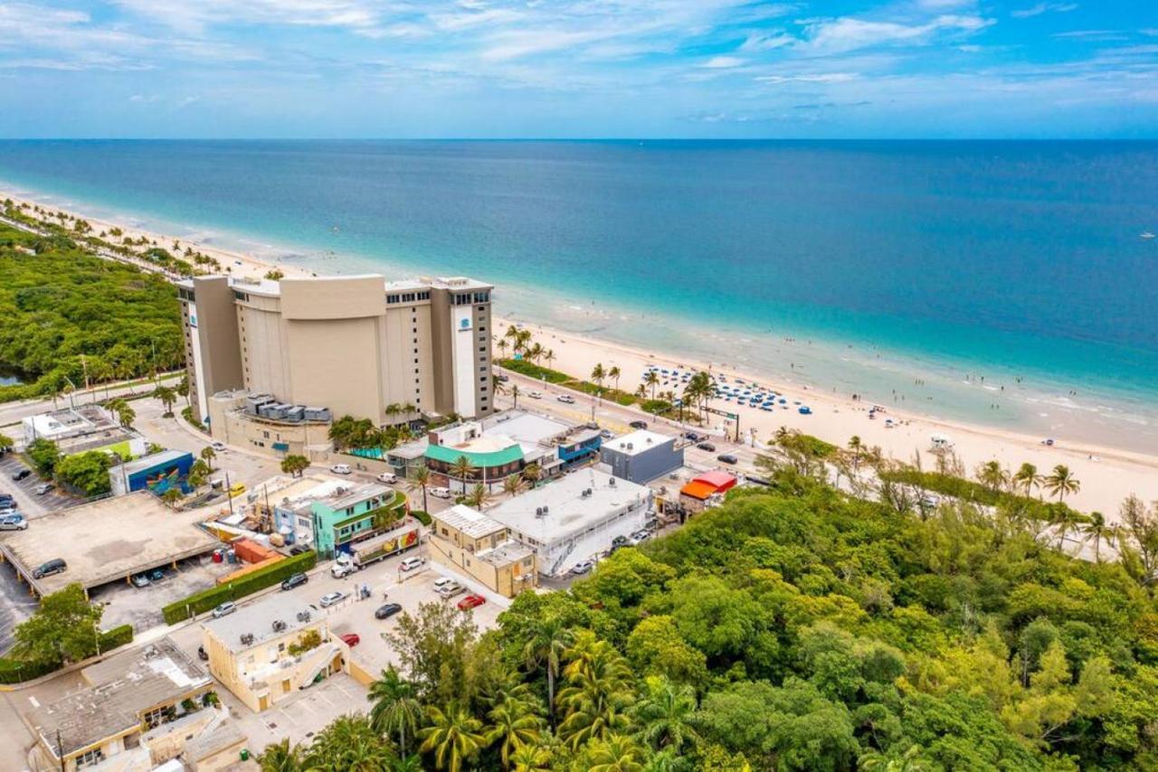 The Purple Pelican Beachfront With Ocean Balcony Unit 1 Форт-Лодердейл Екстер'єр фото