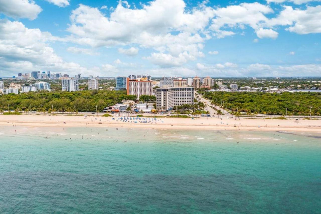 The Purple Pelican Beachfront With Ocean Balcony Unit 1 Форт-Лодердейл Екстер'єр фото